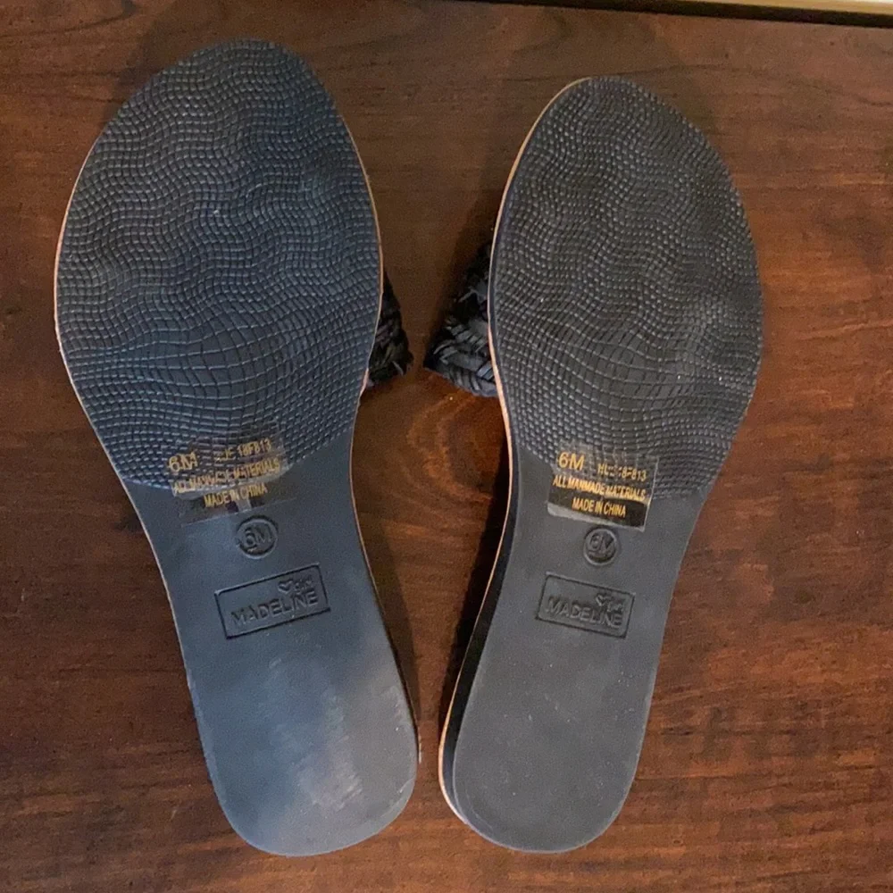 NWT Madeline Girl Sandal